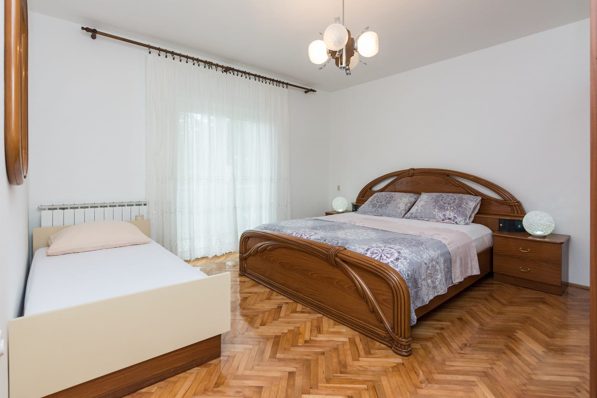 Prostrani dvosobni apartman 5+2 thumbnail 3