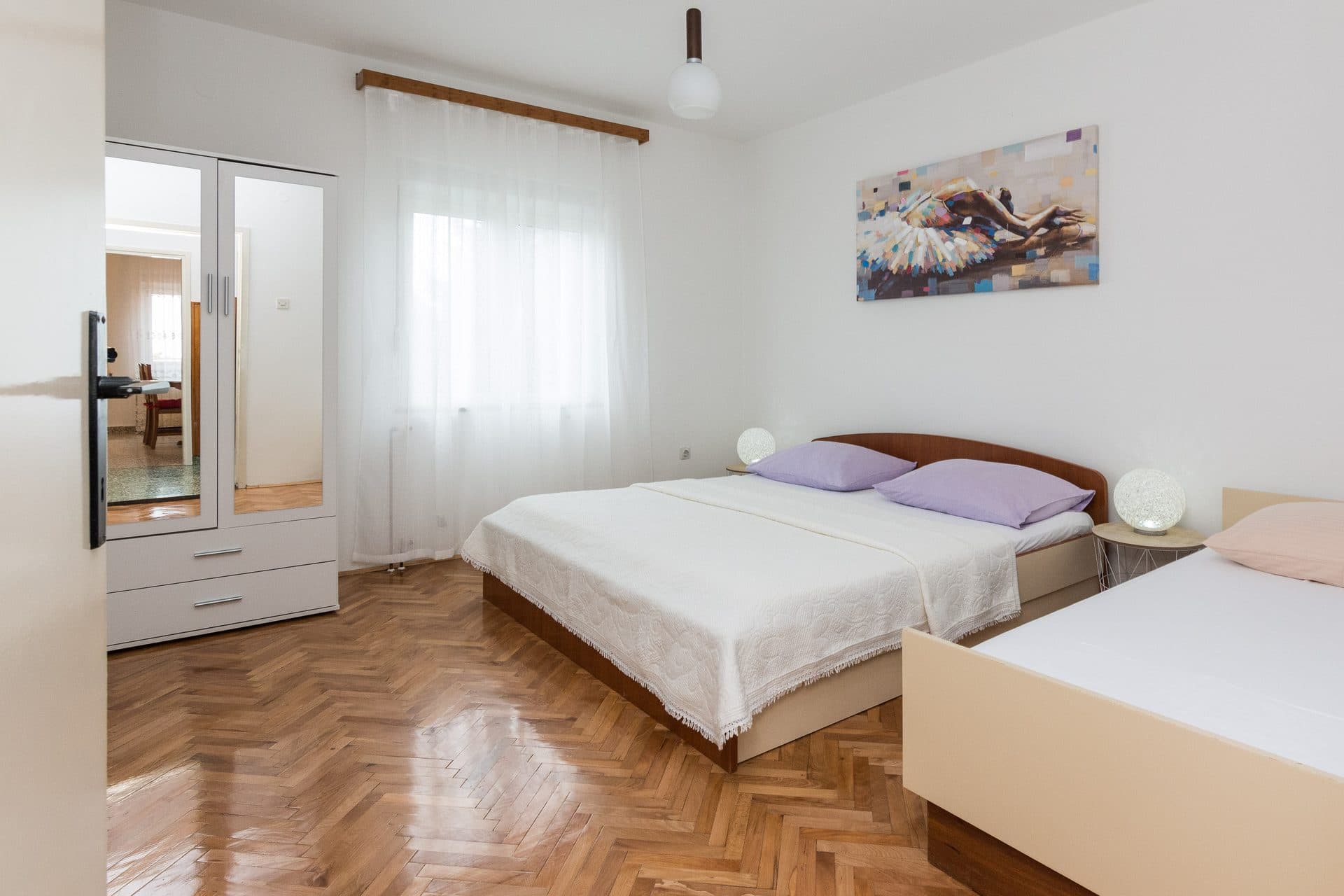 Prostrani dvosobni apartman 5+2 thumbnail 13